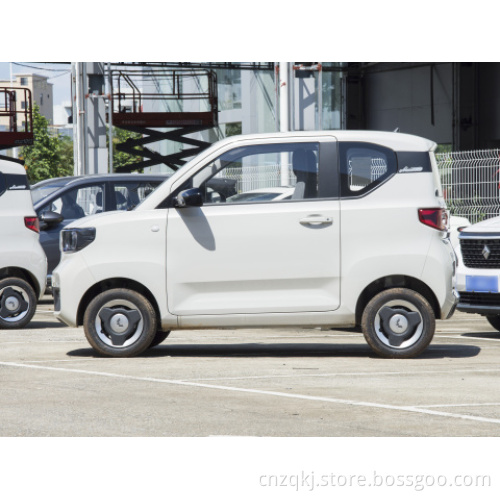 Wuling Gameboy Hongguang con Airbag Mini EV 300 km Smart Car Mini EV Nuova auto elettrica